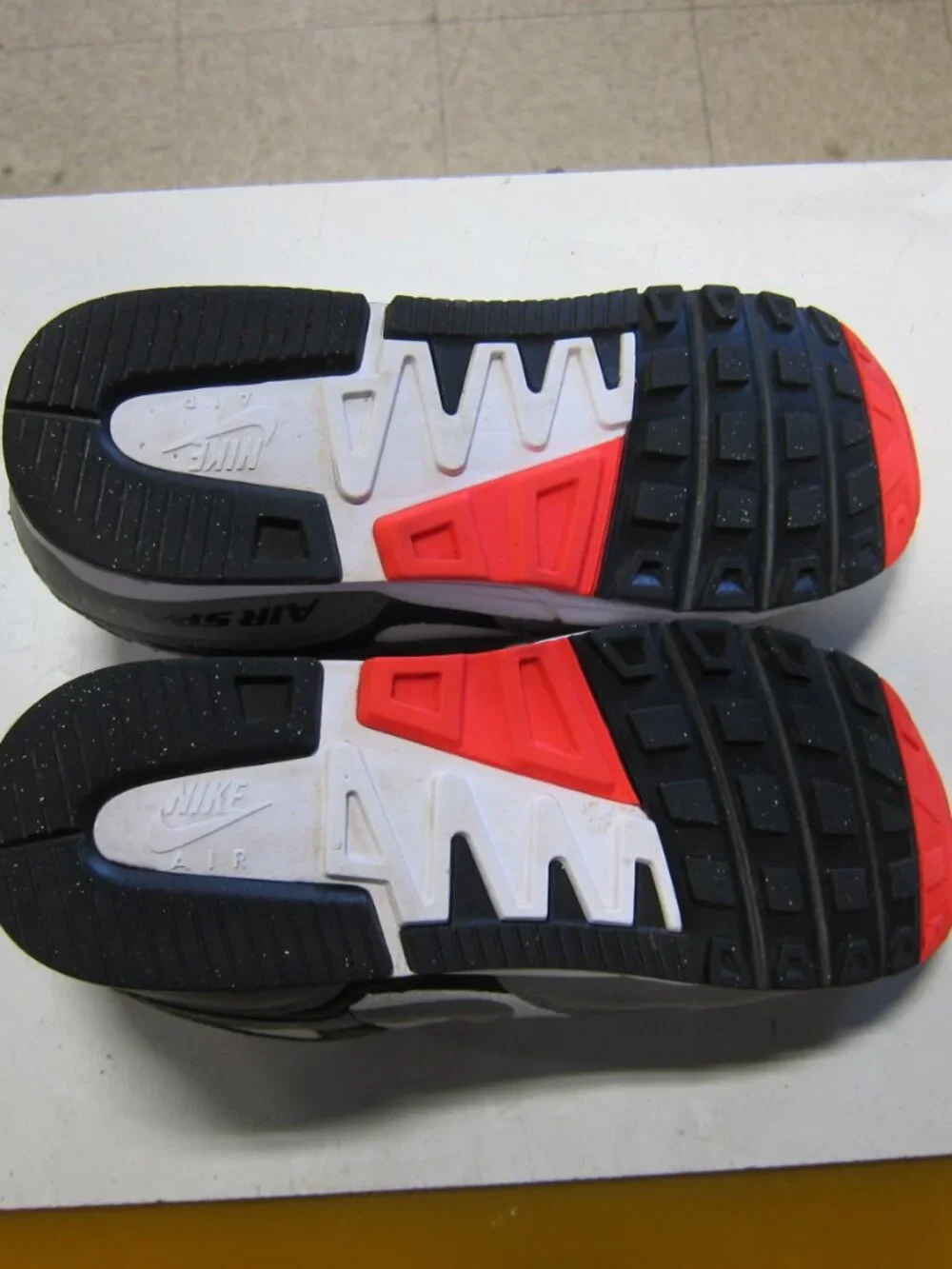 Nike Air Span 2 Men's 12 HotCoral/Wolf Grey/White/Black Shoe's AH8047-005
